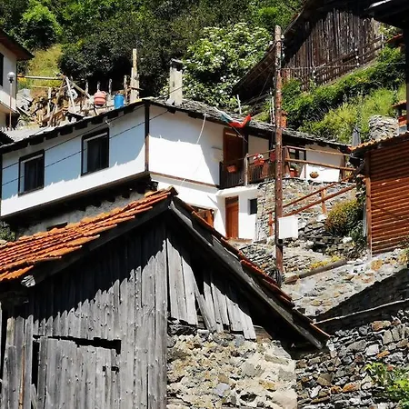 Casa vacanze майоровата къща Shiroka Lŭka