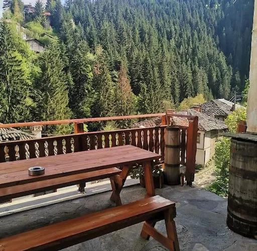 Holiday home майоровата къща