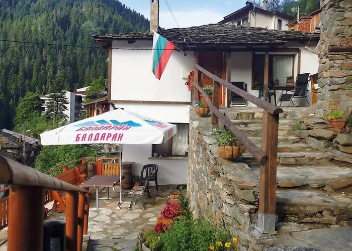 Holiday home майоровата къща Shiroka Luka (Smolyan)