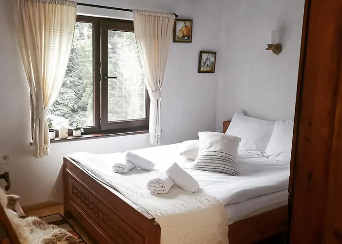 Casa vacanze майоровата къща Shiroka Lŭka